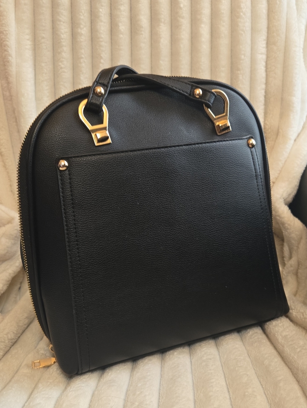 Mistique Black Bqg Backpack Convertible 2 In One – Classic Carry